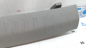 Ornamente portbagaj Toyota Prius V 15-17, gri, zgârieturi