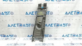 Ornament montant central stânga, curea superioară, Toyota Prius V 12-17, gri, uzat