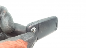 Ключ VW Tiguan 18-24 keyless 5 кнопок, царапины