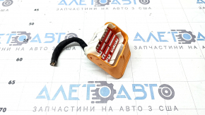 Conector mamă 16-26 pentru cutia de siguranțe de sub capotă a Volvo XC90