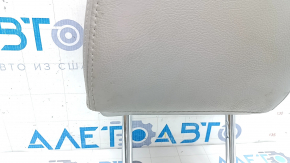 Подголовник передний правый Toyota Prius V 15-17 кожа, светло-серая, под химчистку
