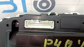 Щиток приборов Toyota Prius V 12-16 usa, 114к, царапины