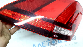 Lampă aripă exterioară stânga VW Tiguan 18-24 usa, uzată