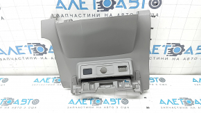 Ornamente gri pe bordul central inferior al Toyota Prius V 15-17, zgârieturi