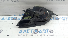Lumini de zi (DRL) dreapta pentru Chevrolet Volt 2016-2019, ciobite și necesită lustruire