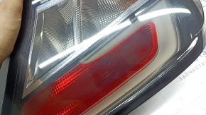 Zgârieturi la farul dreapta de la Chevrolet Volt 16-19