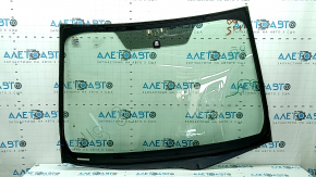 Лобовое стекло Toyota Prius V 12-17 воздух по кромке, песок