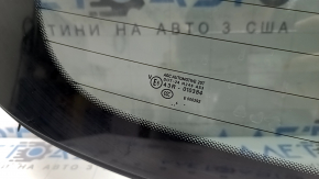 Geam spate pentru portbagajul unui Porsche Macan 17-18