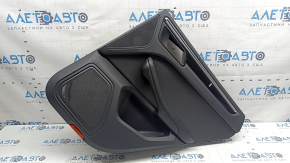 Ornamente ușă, placă spate dreapta, Porsche Macan 15-18, piele neagră, fără iluminare din spate și perdele, inserție neagră lucioasă, cotiera piele neagră, zgârieturi, ruptură