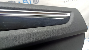 Ornamente ușă, placă spate dreapta, Porsche Macan 15-18, piele neagră, fără iluminare din spate și perdele, inserție neagră lucioasă, cotiera piele neagră, zgârieturi, ruptură