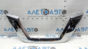 Молдинг решетки радиатора grill Nissan Rogue 17-20 без камеры, под радар, под круглую эмблему, japan built