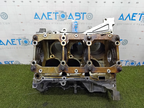 Блок цилиндров голый VQ35 Nissan Pathfinder 13 под хонинговку, не хватает болтов