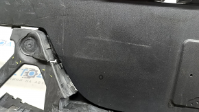 Structura marginii barei spate Porsche Macan 15-21, zgârieturi, suport rupt, zgârieturi