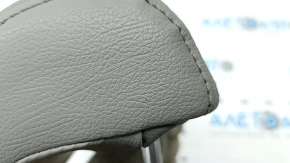Tetieră centrală pentru al doilea rând de scaune pentru Toyota Prius V 15-17, piele, gri, zgârieturi