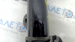 Стойка амортизатора в сборе передняя правая Toyota Prius V 15-17 FCS