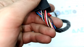 Зеркало боковое правое в сборе Audi A4 B9 17-19 15 пинов, поворотник, автозатемнение, под память, BSM, автоскладывание, серебро, сколы