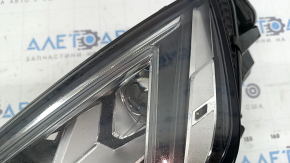 Ansamblu far față stânga pentru Audi A4 B9 17-19 Full LED, zgârieturi, ciobiri, necesită lustruire