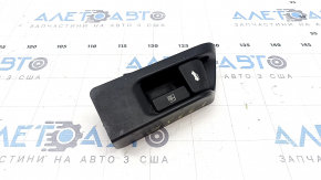 Рычаг открытия лючка бензобака и крышки багажника Toyota Camry v55 15-17 usa, царапины, надлом крепления