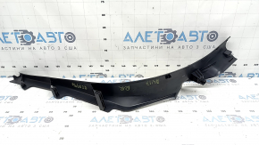 Накладка порога внутренняя задняя правая Audi A4 B9 17-25 черная, царапины