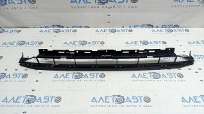 Нижняя решетка переднего бампера Audi A4 B9 17-19 S-Line, отсутствует фрагмент