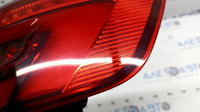 Фонарь внешний крыло правый Audi A4 B9 17-17 седан LED, царапины, в клее