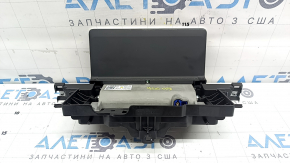 Монитор, дисплей, навигация Audi A4 B9 17-24 7" с кронштейном, царапины, дефект дисплея