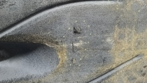 Protecție partea inferioară dreapta pentru Ford Escape MK4 2020 hibrid, rupturi, fragmente lipsă