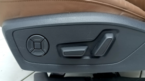 Водительское сидение Audi A6 C8 19-25 с airbag, электрическое, подогрев, вентиляция, кожа светло-коричневая, черный пластик, коррозия кронштейна, микротрещины