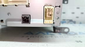 Monitor de navigație mic Toyota Prius 50 19-22, zgârieturi