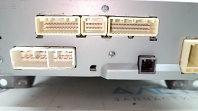 Monitor de navigație mic Toyota Prius 50 19-22, zgârieturi
