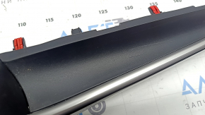 Ornamente centrale bord Toyota Prius 50 19-22, negru lucios, fără deflector și buton, zgârieturi, lipite