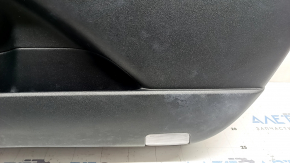 Обшивка двери карточка передняя правая Toyota Prius 50 16-22 черная с черной вставкой пластик, подлокотник черная кожа, царапины, под химчистку