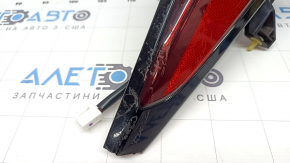 Lampă aripă stângă superioară pentru Toyota Prius 50 19-22, fragment lipsă, zgârieturi, suport rupt, lipită