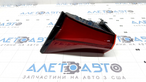 Фонарь нижний бампер левый Toyota Prius 50 19-22 царапины