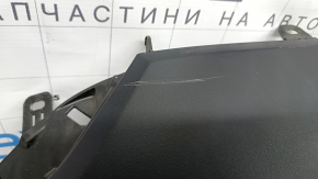 Губа заднего бампера центральная Toyota Prius 50 19-22 структура, примята, надорвана, царапины
