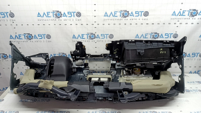Bord negru Toyota Prius 50 17-22 cu airbag, crăpătură în suport, zgârieturi pe torpedou
