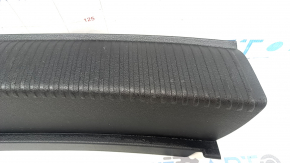 Накладка проема багажника Audi Q5 80A 18-25 черная, потерта