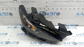 Ansamblu far dreapta față Mazda 3 19-23, xenon, nisip, lac exfoliat