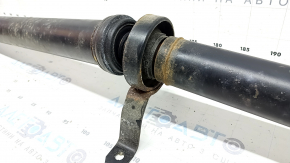 Arborele de transmisie al Audi A4 B9 17-25 are microfisuri pe suspensie, este ruginit
