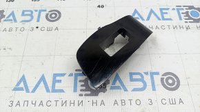 Накладка управления стеклоподъемником задним правым Mazda 3 19-26 4d черная глянцевая, царапины