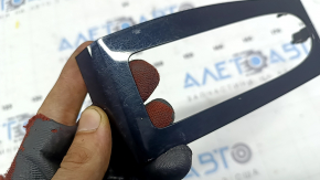 Ornament control ridicare geam stânga față pentru Mazda 3 19-26 4D, negru lucios, zgârieturi, suport defect
