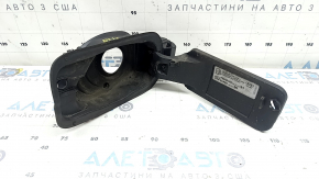 Корпус лючка бензобака Audi A4 B9 17-25 надломано крепление