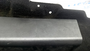 Ornamente arc dreapta pentru Mazda 3 19-22 4d, negre, fabricate în Japonia, curățabile chimic, zgârieturi pe plastic