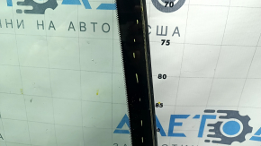 Parbriz Mazda 3 19-23 cu cameră și senzor de ploaie, fabricat în Japonia, guri de ventilație pe margine, ciobiri, zgârieturi