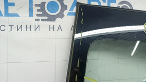 Parbriz Mazda 3 19-23 cu cameră și senzor de ploaie, fabricat în Japonia, guri de ventilație pe margine, ciobiri, zgârieturi