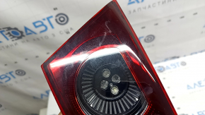 Фонарь внутренний крышка багажника левый Mazda 3 19-22 4d тип 1 под полировку