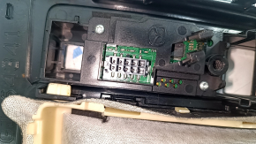 Capac schimbător transmisie automată Mazda 3 19-23, negru lucios, fabricație în Japonia, zgârieturi
