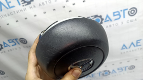 Подушка безопасности airbag в руль водительская Mazda 3 19-26 черная, тип 1 царапины