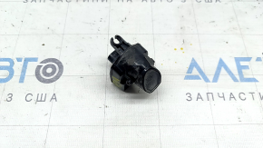 Modulul de iluminare prag dreapta al unui BMW 3 G20 19-26 are un suport defect.