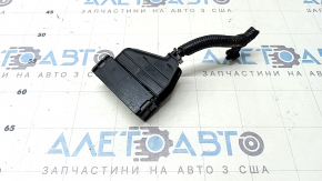 Фишка на блок ABS Toyota Prius 50 16-22